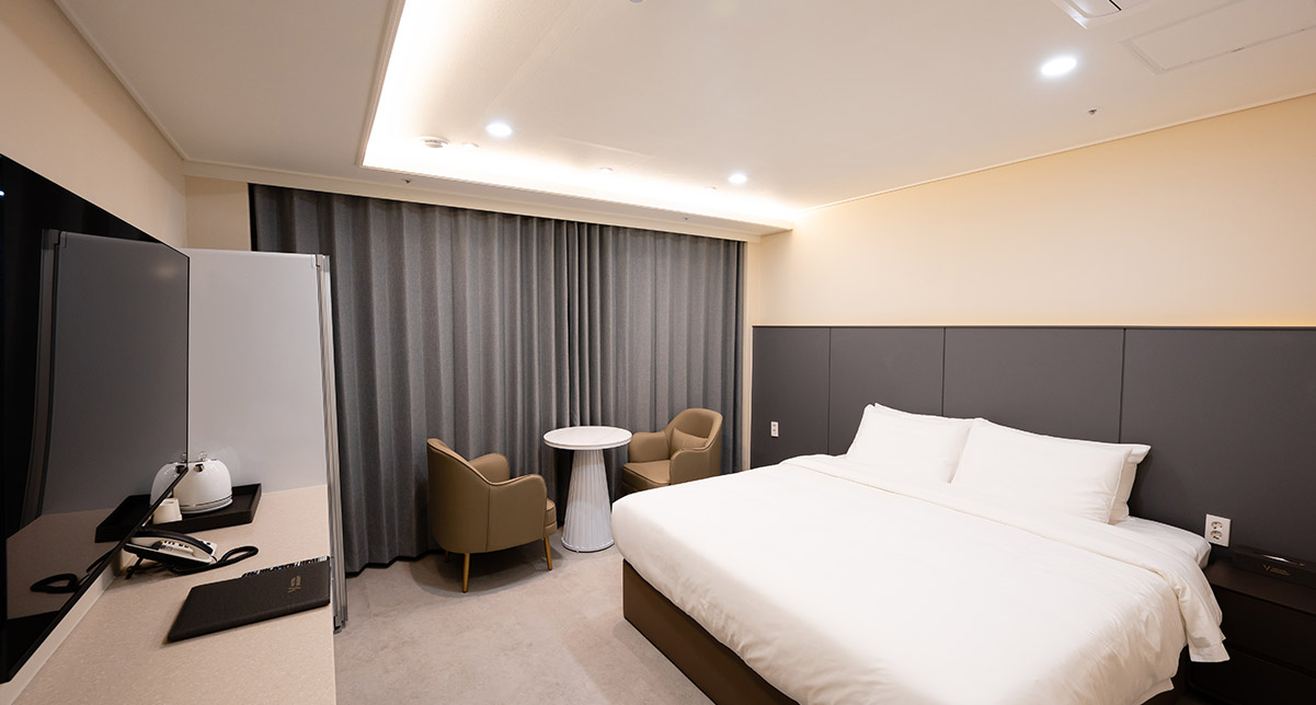 디럭스 킹 장애인